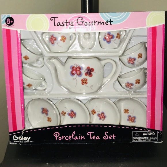 NWT💫Tasty Gourmet Porcelain Play Tea set 12 Piece Butterfly theme - Picture 1 of 3